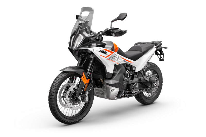 790 ADVENTURE white 2025