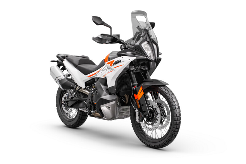 790 ADVENTURE white 2025