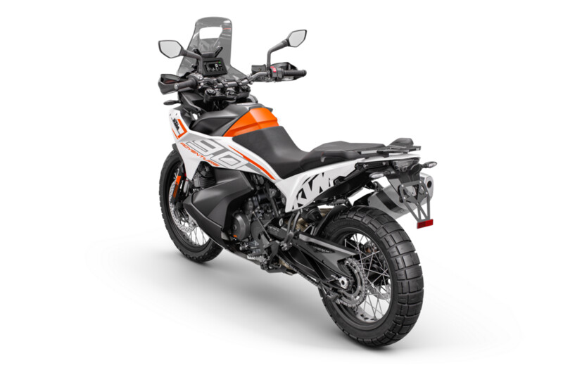 790 ADVENTURE white 2025