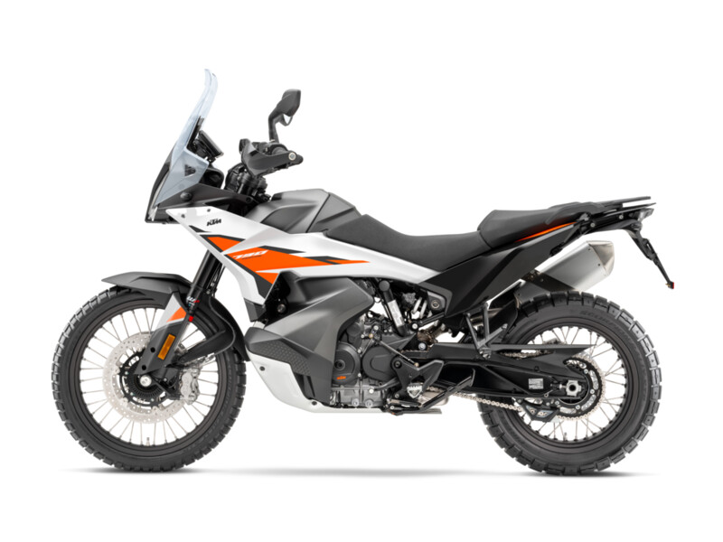 790 ADVENTURE white 2025