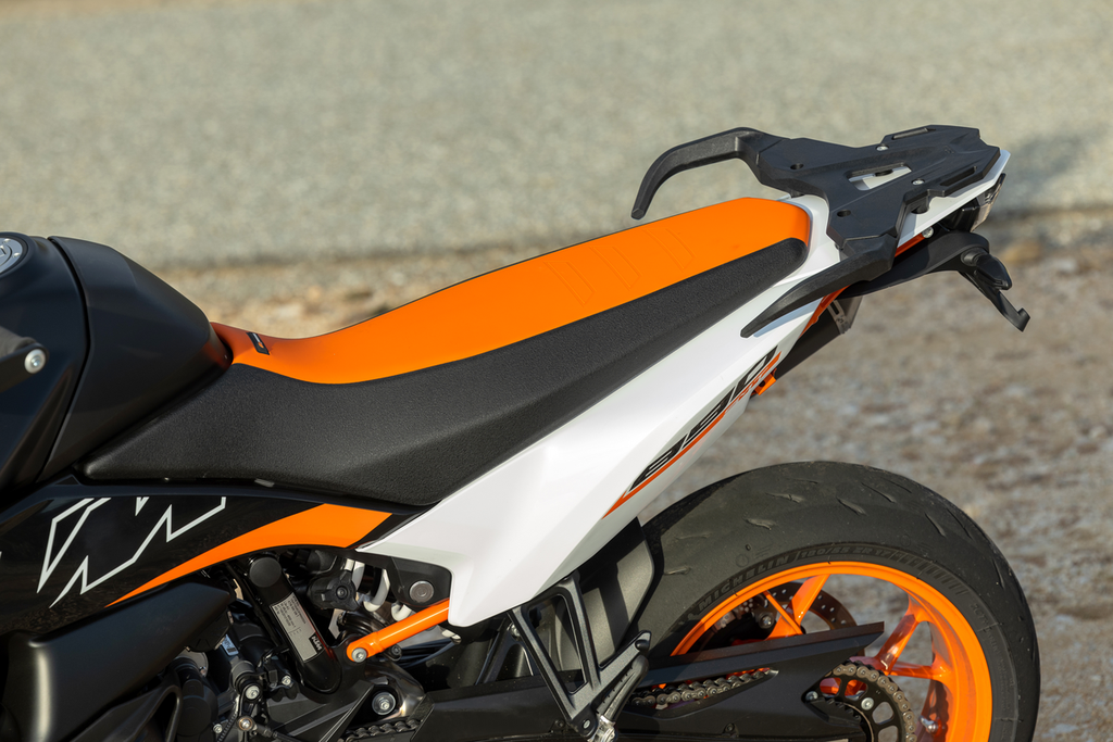 [A67507940001C1A] Asiento